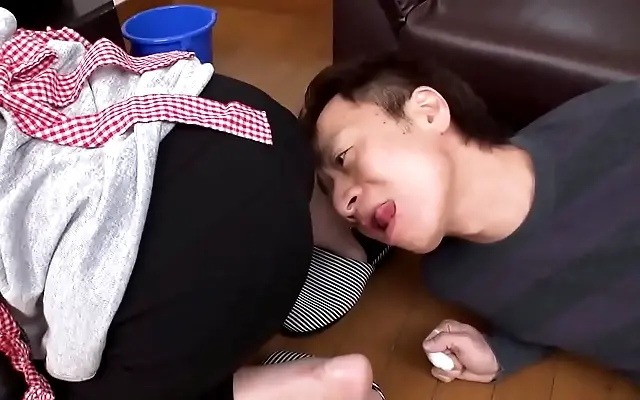 Frenzied ride with big-tit maid ends in creampie cumshot and hot handjob
