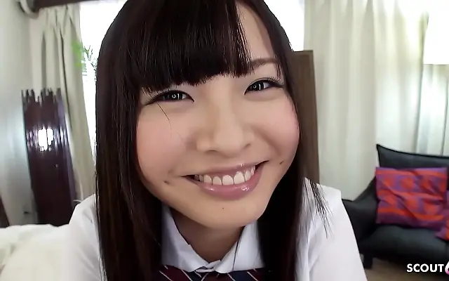 Uncensored Japan Casting Teen Deflowered by Older Stranger in Rough Creampie Sex