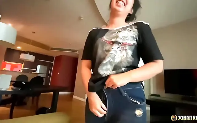 大全免费 8精品 无码天 老熟女 Her White Boss Claims His Chinese Maid with creampie Before Work Starts