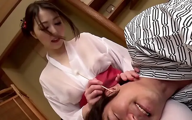 Straddles the bed with polite grace elegant Japanese beauty Kurase Re-chan