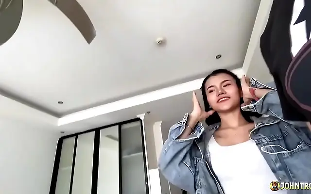 Creaming Inside a Slim Thai MILF Who Sucks Dick Like a Pro