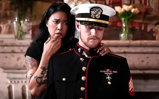 Sunlit Lounge Dana Vespoli and Oliver Flynn Share Intimate Moments